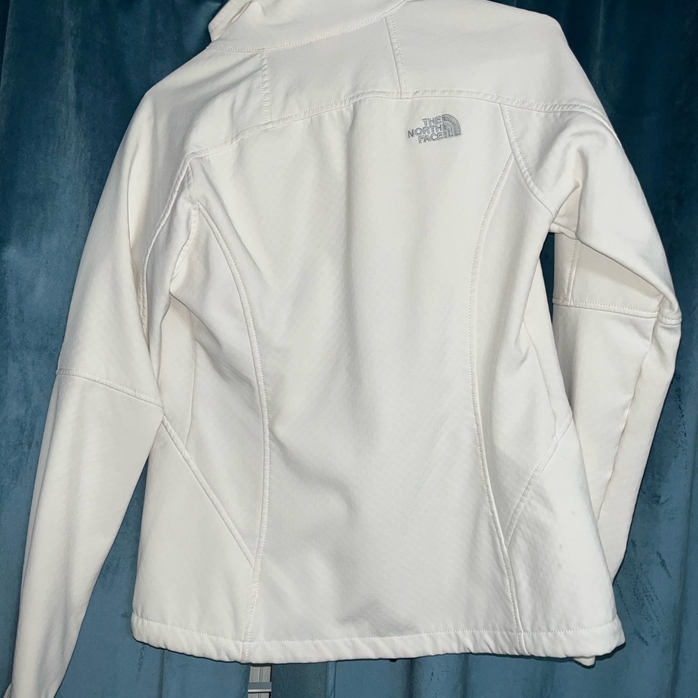 Northface White Jacket - Picture 3 of 3